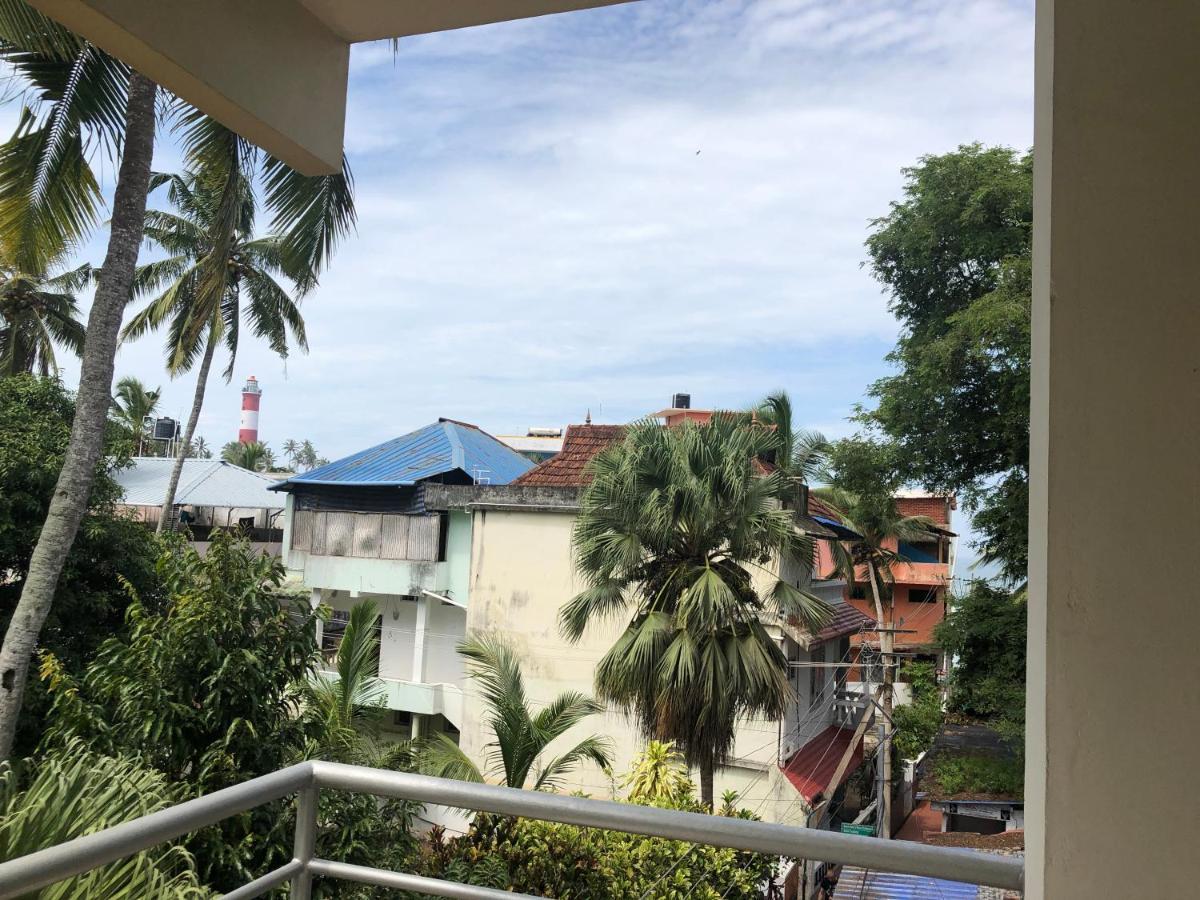 Sandy Beach Hotel Thiruvananthapuram Exterior foto