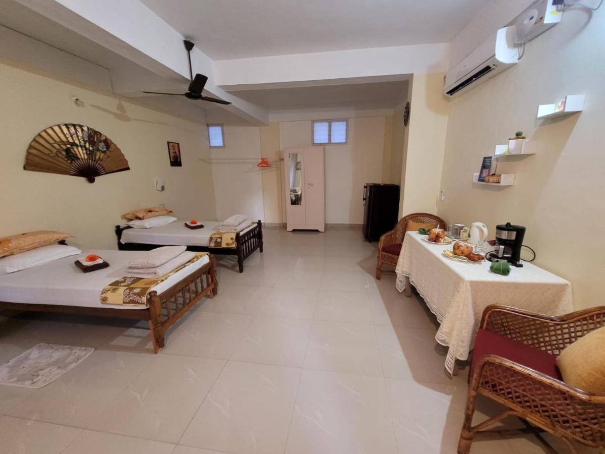 Sandy Beach Hotel Thiruvananthapuram Exterior foto
